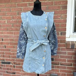 Zara denim dress with pockets.